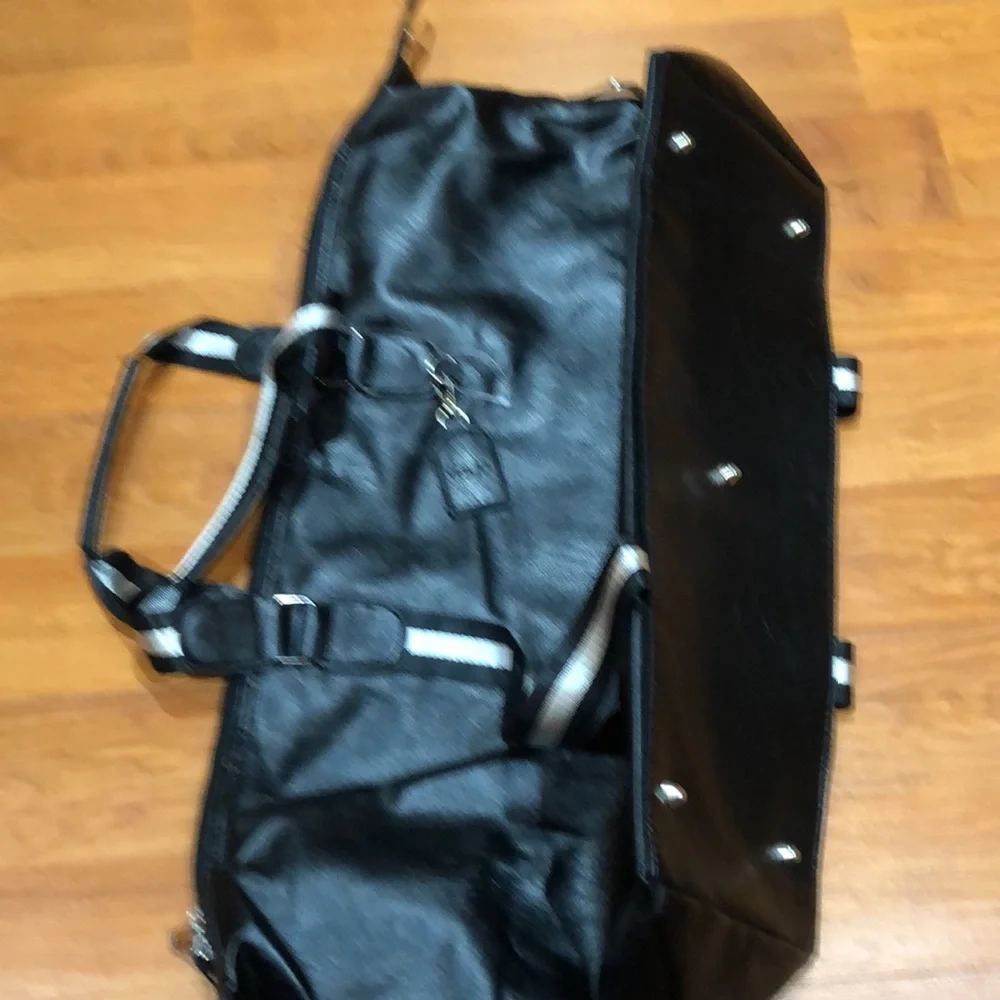 Bags - Picture 2 of 8